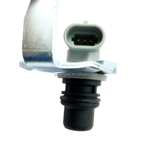 CPS Camshaft Position Sensor OEM 1885781C91 - Product Image 3