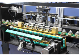 Fles blazen <span class=keywords><strong>machine</strong></span> met COMPRESSOREN, FILTERS, LUCHT DROGER, CHILLER EN SOMMIGE MALLEN VOOR FLESSEN - Product Image 4