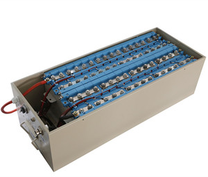 Fuente de la fábrica de 12 voltios batería lifepo extraíble 12v 120Ah Paquete de batería de litio módulo con barra de <span class=keywords><strong>bus</strong></span> - Product Image 5