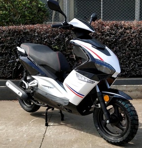 Scooter a Benzina 50cc di Alta Qualità, Moto Elettrica di Alto Livello in Super Offerta - Product Image 2
