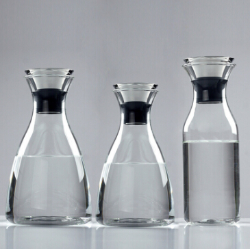 1L/1.5L round glass water jug with lid borosilicate glass beverage carafe hot cold water jug