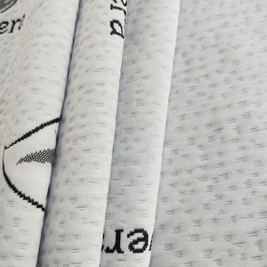 <span class=keywords><strong>Tissu</strong></span> cousu à matelas <span class=keywords><strong>blanc</strong></span>, étoffe 100% polyester, tissage <span class=keywords><strong>plissé</strong></span> 100%, <span class=keywords><strong>tissu</strong></span> Jacquard 100% Polyester pour literie - Product Image 4