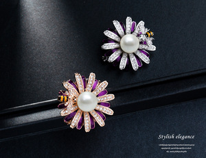 Coreano abeja flor perla broche de circonio de seda de alta-calidad hebilla de bufanda de doble broche-cobre broche mujeres <span class=keywords><strong>ropa</strong></span> accesorios - Product Image 2