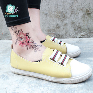 Diseño de <span class=keywords><strong>tatuaje</strong></span> de pistola de loto de flor <span class=keywords><strong>grande</strong></span> de moda temporal impermeable para mujeres <span class=keywords><strong>brazo</strong></span> falso pegatinas de tatuajes de flores grandes - Product Image 4