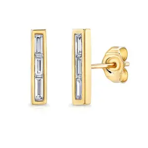 Gemnel Pakistani sche weiße Zirkon Diamant Bar Gold Schmuck Ohr stecker