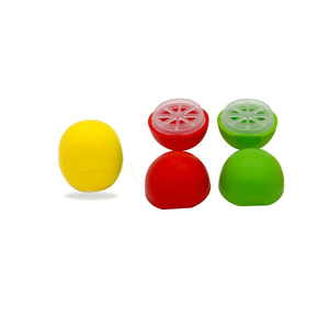 Vacío colorido bola forma LIP BALM bola contenedor - Product Image 1