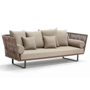 Conjunto de Muebles de Jardín Modernos de Aluminio con Mimbre Sintético - Product Image 1