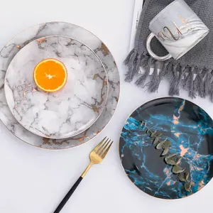 Новейший дизайн, роскошная мраморная посуда, изящный фарфоровый обеденный набор с золотым интерсперсом
