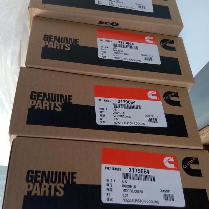 あみんたんページ K38 K50 QSKTA38 Cummins Engine Parts - Piston Cooling Valve