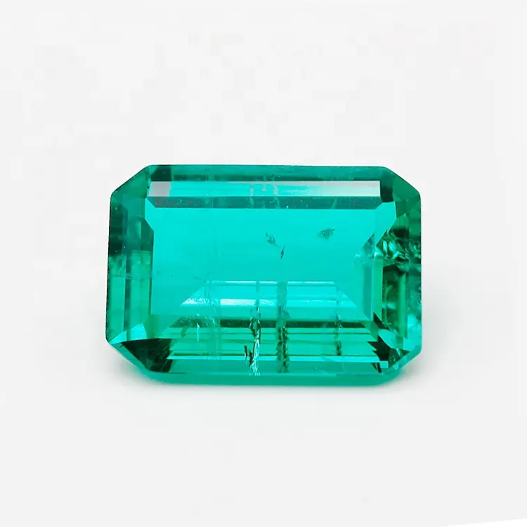 Customized 10.5 × 16.7ミリメートルEmerald Cut Hydro Colombian Emerald