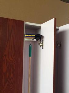 Armoire intelligente en bois durable <span class=keywords><strong>de</strong></span> qualité supérieure à six portes personnalisée <span class=keywords><strong>pour</strong></span> le rangement des queues <span class=keywords><strong>de</strong></span> <span class=keywords><strong>billard</strong></span> et des accessoires - Product Image 5