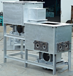 Venta caliente tubo de molde de cobre varilla máquina de colada continua de horno por 24 horas de xinxing China - Product Image 1