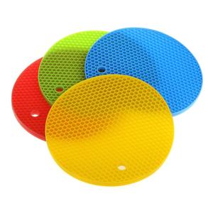 Non Slip <span class=keywords><strong>In</strong></span> <span class=keywords><strong>Silicone</strong></span> Pot Holder/<span class=keywords><strong>Silicone</strong></span> <span class=keywords><strong>Sottopentola</strong></span>/Sottobicchiere/Tovaglietta/Pad Caldo - Product Image 1