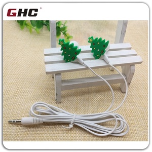 En vedette portable arbre De Noël enfants écouteurs avec 2D PVC design - Product Image 2