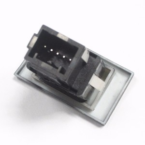 Interruptor de Botón Pulsador para Luces de Techo LED Rojas de 12V 3A para Volkswagen Amarok, Repuesto OEM, Lado Izquierdo - Product Image 4