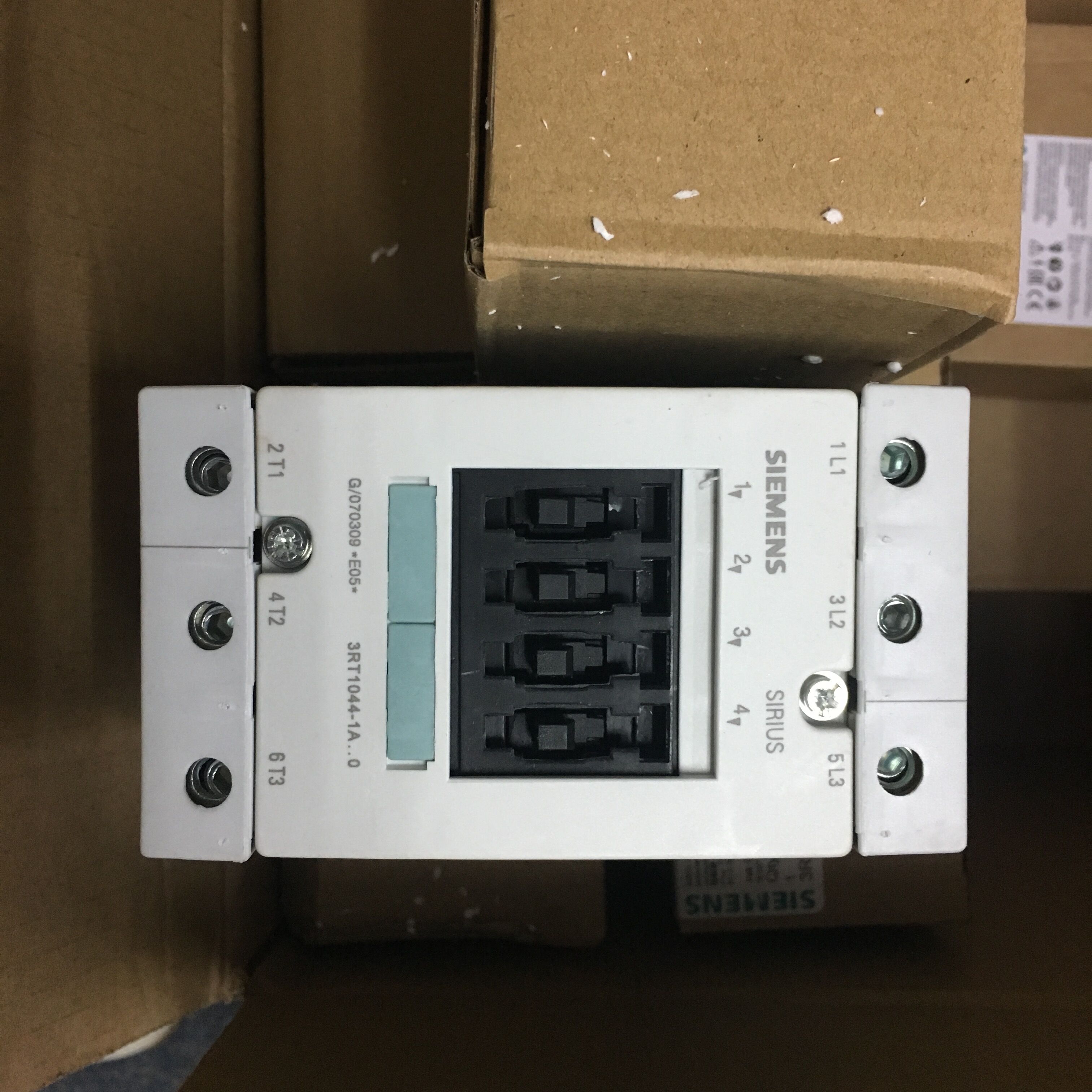 Контактор переменного тока 3RT1044-1AF00, 3RT1044/3RT1045/3RT1046-1A..0/1AF00/1AG20 AC110V