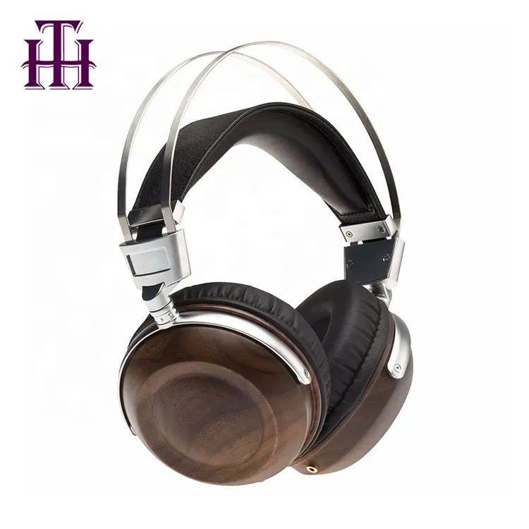 CE FCC ROHS Handmade Black Walnut Wood Wired Earphone Made In China Over On Ear 3.5mm Headphone