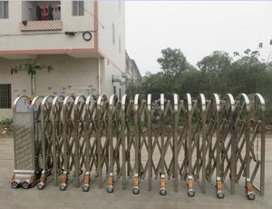 Barriera Stradale Retrattile a Fisarmonica, Barriera di Sicurezza per Cantieri, Barriera per Parcheggi e Traffico - Product Image 6