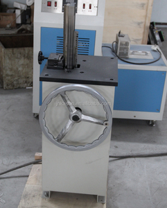 Machine de préparation d'échantillons pour essais d'<span class=keywords><strong>impact</strong></span> <span class=keywords><strong>Charpy</strong></span> VU-1S, brochage de rainures manuel - Product Image 2