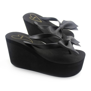 Sandali <span class=keywords><strong>con</strong></span> Zeppa Neri da <span class=keywords><strong>Donna</strong></span>, Piattaforma Alta Personalizzata, Ciabatte in PVC <span class=keywords><strong>con</strong></span> Fiocco, <span class=keywords><strong>Infradito</strong></span> <span class=keywords><strong>con</strong></span> <span class=keywords><strong>Tacco</strong></span> Alto e Fiocco - Product Image 6