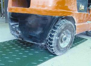 一時的な通路hdpeプラスチックロードマットチェッカープレートラバーマット - Product Image 5