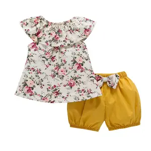 夏季热卖花卉风格的女婴衣服套装可爱的礼物为女婴