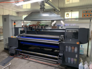 Meilleurs prix, imprimante <span class=keywords><strong>textile</strong></span> numérique de type nouveau, 1,8 m, huit têtes d'impression, machine d'impression sur tissu, en Chine, usine - Product Image 6