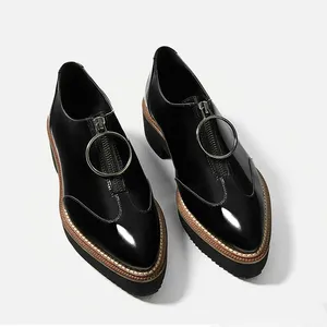 Lady Oxford Shoes Chaussures élégantes en cuir avec anneau métallique et fermeture éclair Mocassins pour femmes Chaussures plates