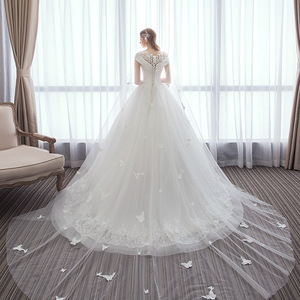 Ultimo Modello 2019 di <span class=keywords><strong>Abito</strong></span> da Sposa di Lusso Elegante, Linea A, Maniche a Cappuccio, Pizzo <span class=keywords><strong>con</strong></span> Perline, Schiena Intera <span class=keywords><strong>con</strong></span> <span class=keywords><strong>Farfalle</strong></span> e Lungo Strascico - Product Image 5
