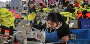 年間で16dery衣服の経験としてブランド子供は高品質のコントロールと衣料品工場