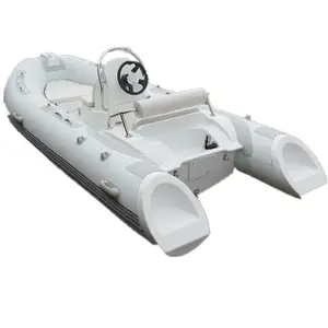 Bateaux à rames de haute qualité Rigide Gonflable Bateau Rib 390 avec Console Dinghy Bateau à vendre