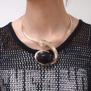 Big Oval Resin Pendants Metal Torques Choker Necklace Women Alloy Geometric Statement Necklaces Fashion Jewelry