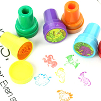 Enfants Dessin Animé Dinosaure Animal Auto Encres Timbre Petit En Plastique Promotion Jouets Timbre Ensemble Pour Enfants
