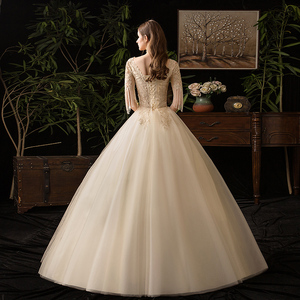 2019 nouvelle mode à venir col en V robe <span class=keywords><strong>de</strong></span> bal robe <span class=keywords><strong>de</strong></span> mariée <span class=keywords><strong>Champagne</strong></span> <span class=keywords><strong>demi</strong></span> manches robe <span class=keywords><strong>de</strong></span> mariée étage longueur robe <span class=keywords><strong>de</strong></span> mariée - Product Image 3