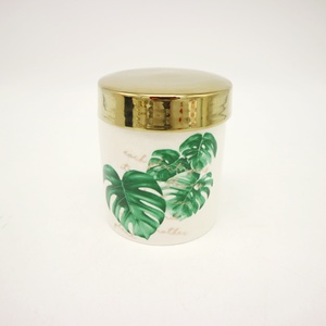 Caja Redonda de Cerámica de Alta Calidad para Joyas, con Diseño de Hoja Verde y Tapa Dorada - Product Image 1