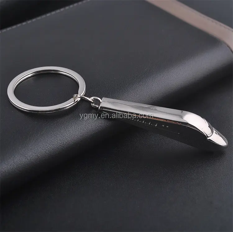 Railway High-Speed Train Model Spike Key Chain Ring Llavero Chaveiro Express Bullet Train Jewelry