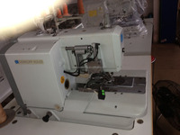 Machine à coudre à œillets automatiques Durkopp Adler 580