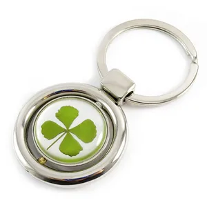 Fashion Novelty Items Keyring Green Lucky Key Chain Ring Four Leaf Clover Metal Keychain