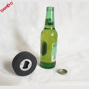 Abridor de Botellas con Forma de Disco de Hockey sobre Hielo, Material de Goma, Calidad Estándar de Fábrica Xiamen - Product Image 5