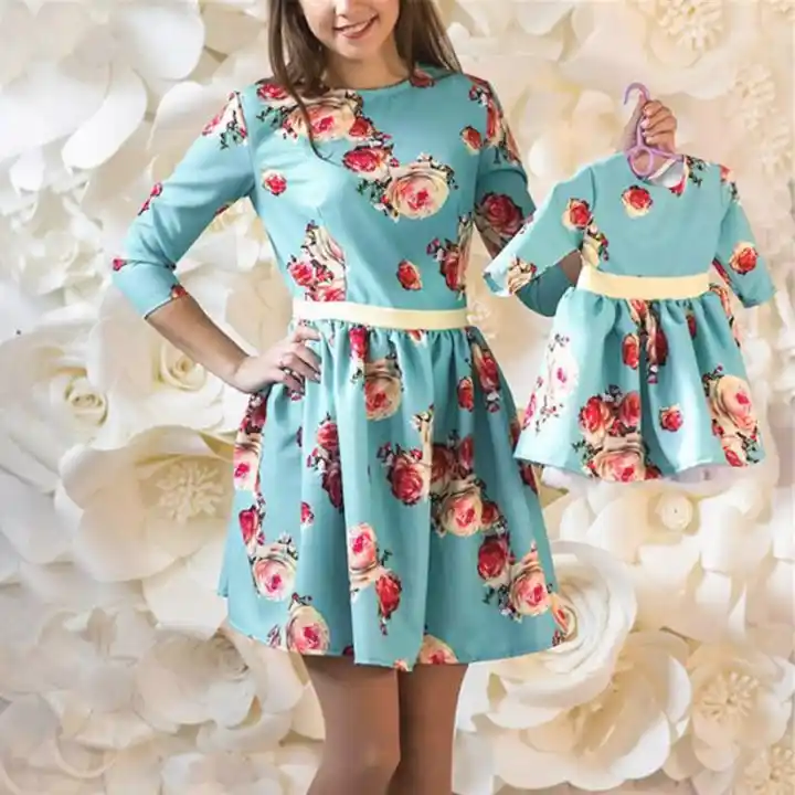 mãe filha floral impressão vestido família combinando roupas moda