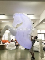 Grand costume de cheval gonflable de 3m pour la performance d'événement de défilé avec télécommande