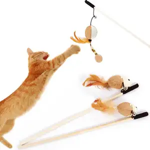 Teaser interactivo para gato, varita de madera con campana, cuerda elástica larga, juguete para gato