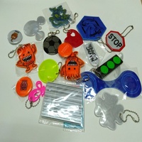 Porte-clés réfléchissants en PVC personnalisés, de style varié, écologiques, en acrylique souple, avec pendentif, cadeaux promotionnels