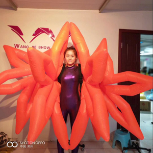 Festival desfile decoración flor ala rendimiento traje de la mascota para adultos