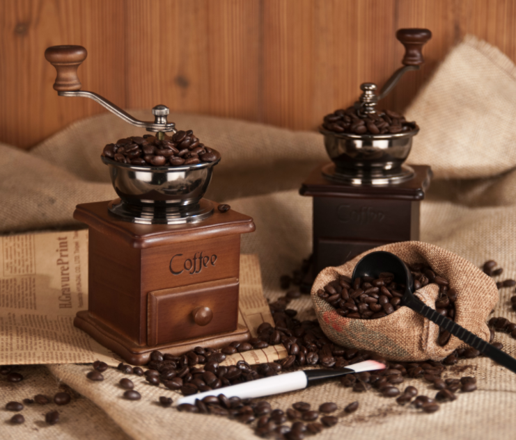 コーヒーグラインダー、アンティーク Manual Coffee Grinder Portable Hand Pepper Mill Antique Cast