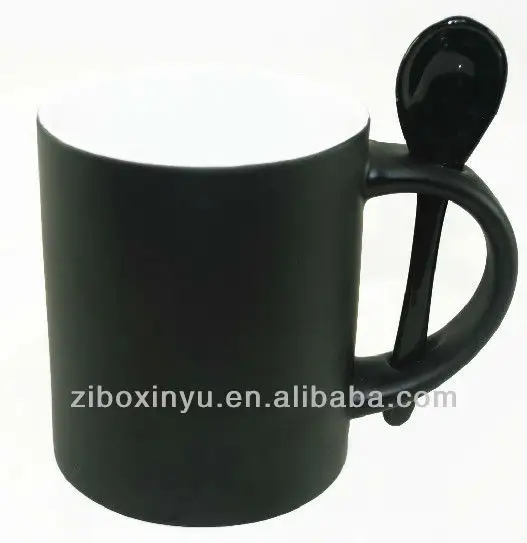 Xinju — tasses magiques avec cuillère, de couleur noire, 11oz