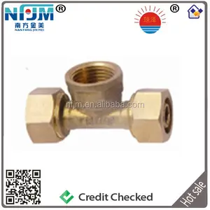 Pipe fitting male threaded 90 degree elbow