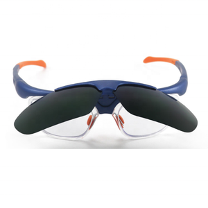 Kính bảo hộ hàn ANT5 IRUV 5.0 màu xanh lá cây với tròng kính trong suốt - Product Image 1