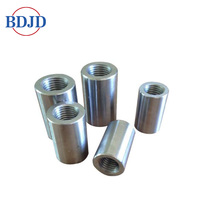 Coupleur fileté de barres d'armature en acier au carbone et en cuivre de style moderne en gros pour la composition chimique en zinc des immeubles de bureaux industriels