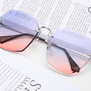 <span class=keywords><strong>De</strong></span> los hombres <span class=keywords><strong>de</strong></span> la moda logotipo personalizado <span class=keywords><strong>gafas</strong></span> <span class=keywords><strong>de</strong></span> <span class=keywords><strong>sol</strong></span> <span class=keywords><strong>precio</strong></span> barato <span class=keywords><strong>de</strong></span> alta calidad <span class=keywords><strong>gafas</strong></span> <span class=keywords><strong>de</strong></span> <span class=keywords><strong>sol</strong></span> - Product Image 6